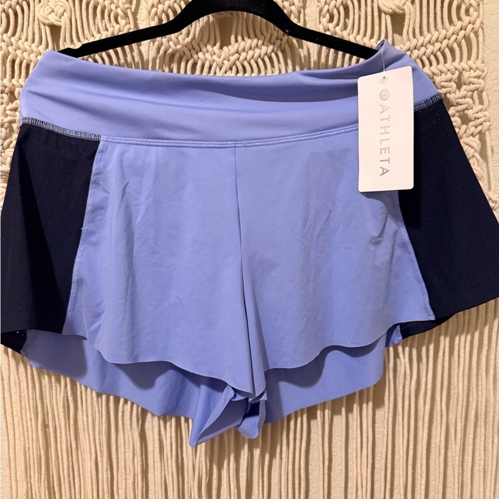 Athleta‎ Cross Train Shorts Medium – Breathable Lilac w/ Dark Blue Accents – NWT